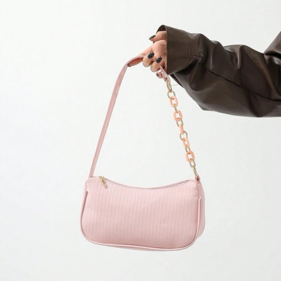 NWT PINK BAGUETTE CHAIN ZIP TOP SMALL HOBO SHOULDER BAG - Picture 3 of 12